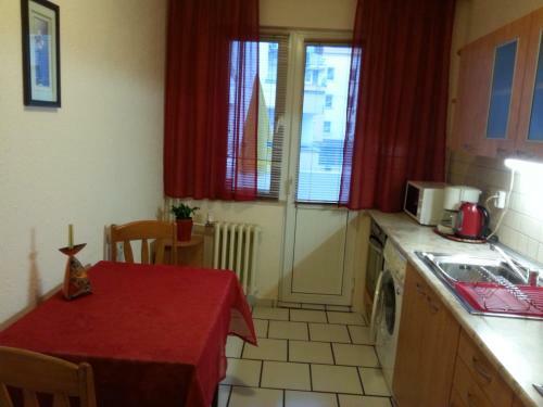 Flora Apartment