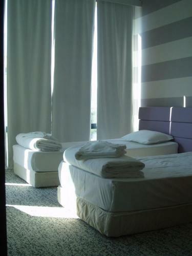Riviera Blue Hotel