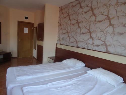 Sunny Flower Hotel