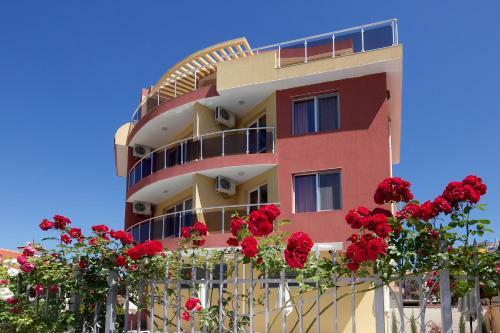 Sunny Flower Hotel