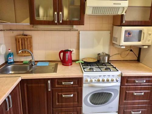 Hostal Guest House Top Aparts