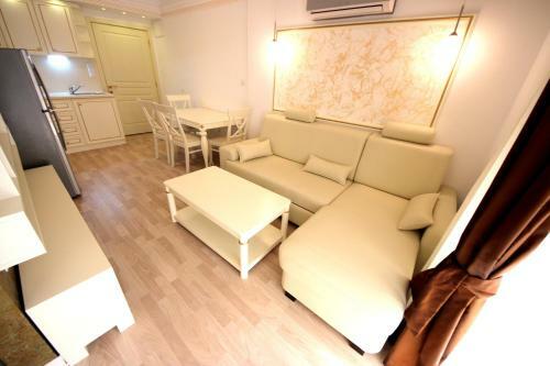 Menada Apartments In Golden Rainbow