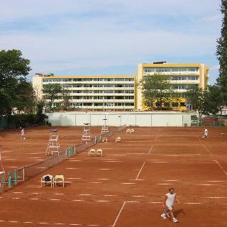 Grand Hotel Oasis