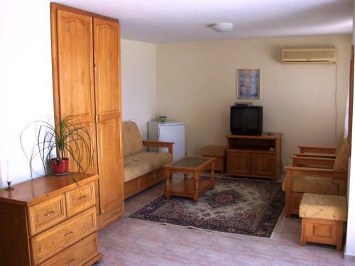 Hostal T&d Guesthouse Suites