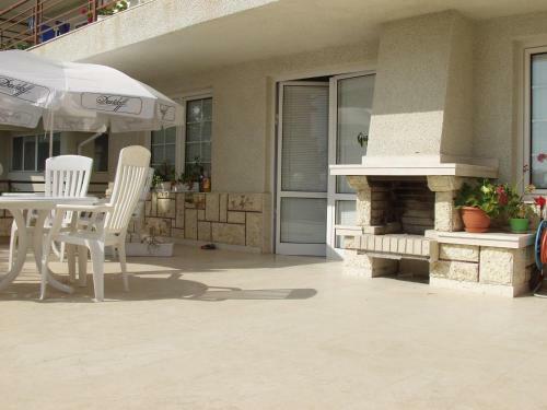 Hostal T&d Guesthouse Suites