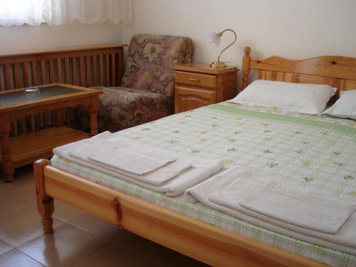 Hostal T&d Guesthouse Suites