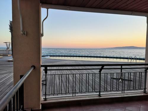 Marina City Aparthotel