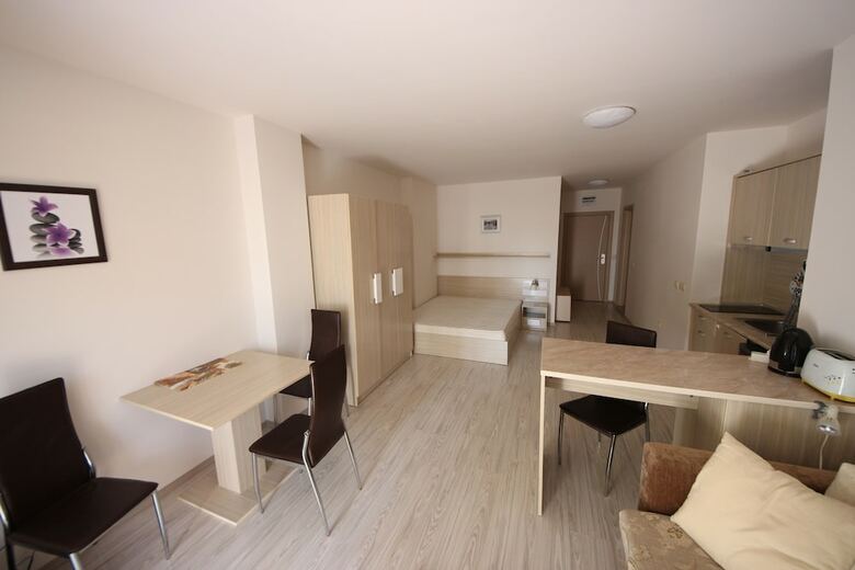 Menada Tarsis Apartments