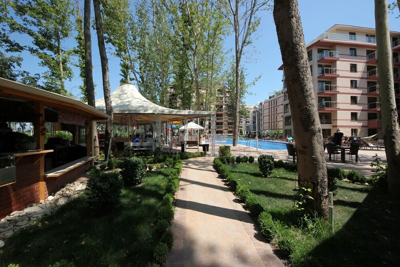Menada Tarsis Apartments