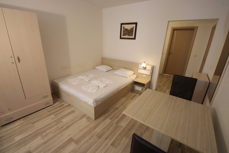 Menada Tarsis Apartments