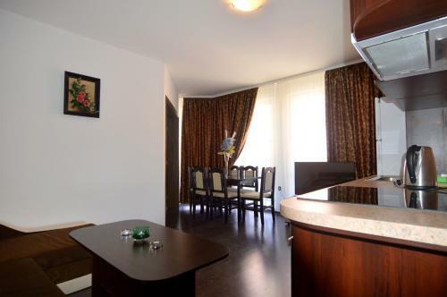 Sunny Dream Family Apartments