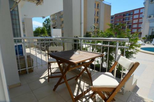 Sunny Dream Family Apartments