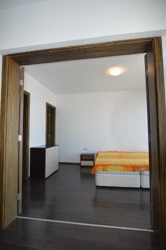 Sunny Dream Family Apartments