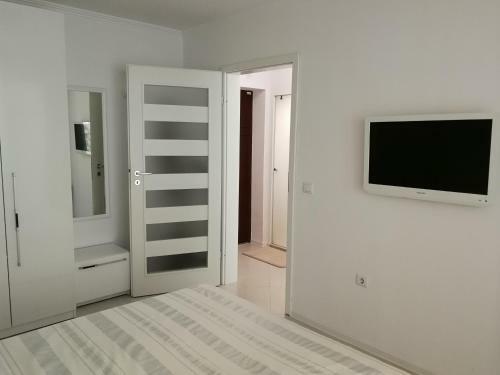 Sunrise Apartments