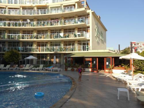 Tomi Family Apartments
