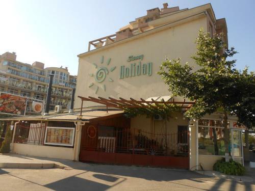 Tomi Family Apartments