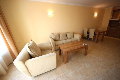 Menada Sea Regal Apartment