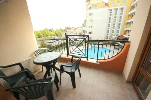 Menada Sea Regal Apartment