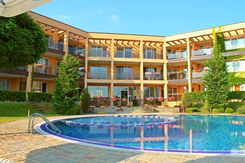 Sozopoli Hills Apartments