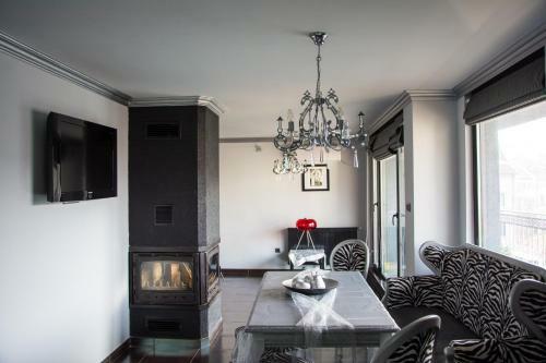 Silver Apartment
