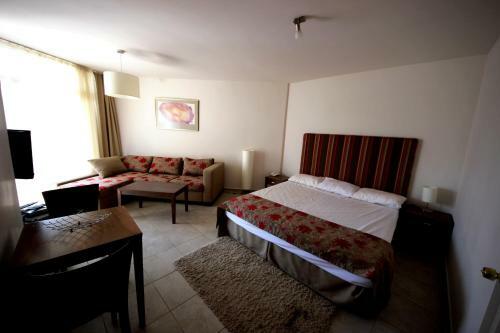 Menada Sozopol Apartments