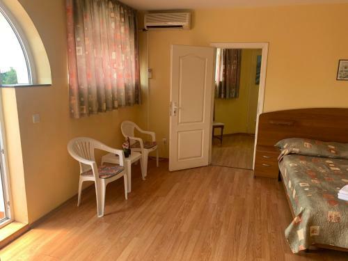 Sea Square Hotel