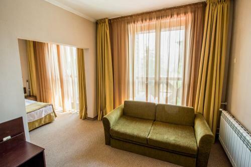 Snezhanka Hotel Winter Half Board