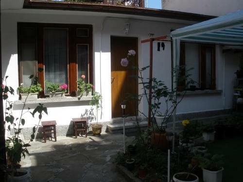 Hostal Guest House Marinakievi