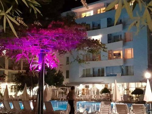 Aparthotel Yassen Holiday Village
