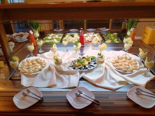 Tintyava Park Hotel (Adult Only)