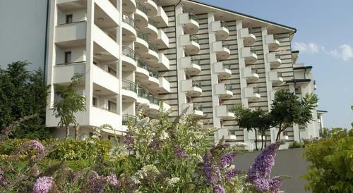 Apartamento Private Studio In Emerald Beach Resort