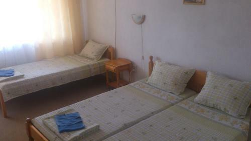 Hostal Svetla Guest House