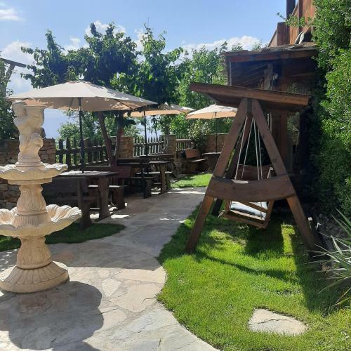 Hostal Skenderovata House