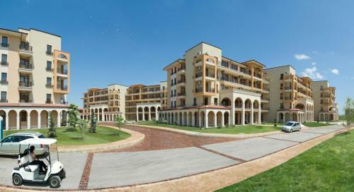 Golf Apartments