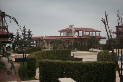 Private Apartments In Casa Real Complex