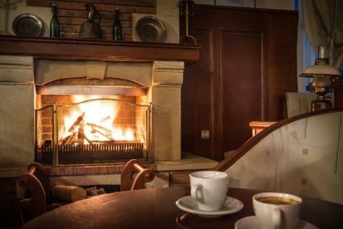 Elina Hotel