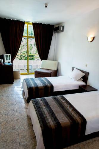 Party Hotel Vladislav - Adults Only