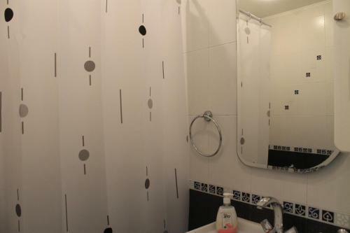 Hostal Stela Guest House