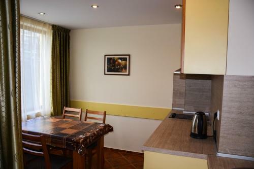 Golden House Apartments