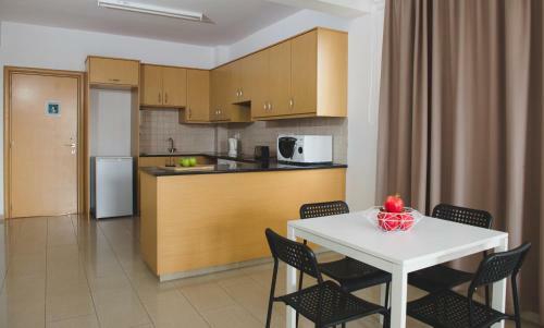 Valentinos Apartments