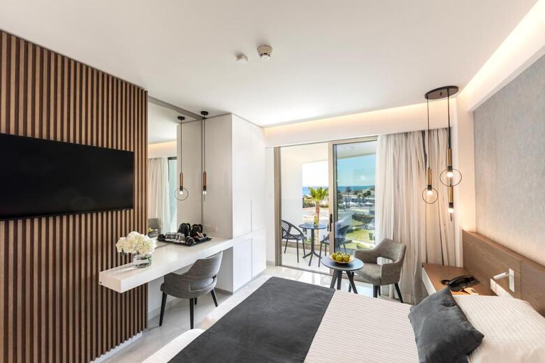 Pavlo Napa Beach Hotel
