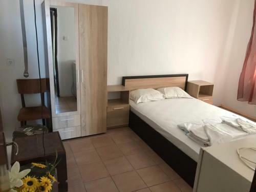 Hostal Guest House Petrovi