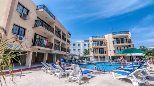 A Maos Hotel Apartments