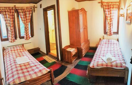Dzhelepova Guest House- Pool Access