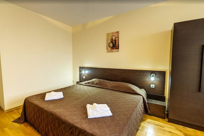 All Seasons Club Hotel