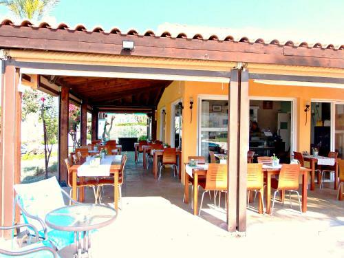 Apartment Coral Bay Village