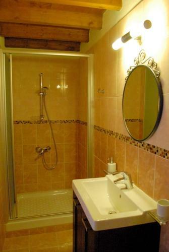 Agroturismo Vavla Rustic Retreat