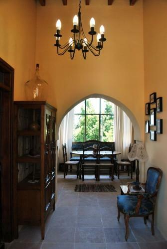 Agroturismo Vavla Rustic Retreat
