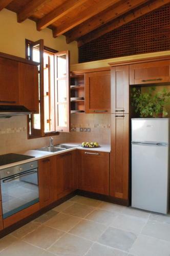 Agroturismo Vavla Rustic Retreat