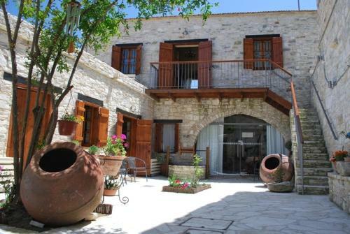 Agroturismo Vavla Rustic Retreat